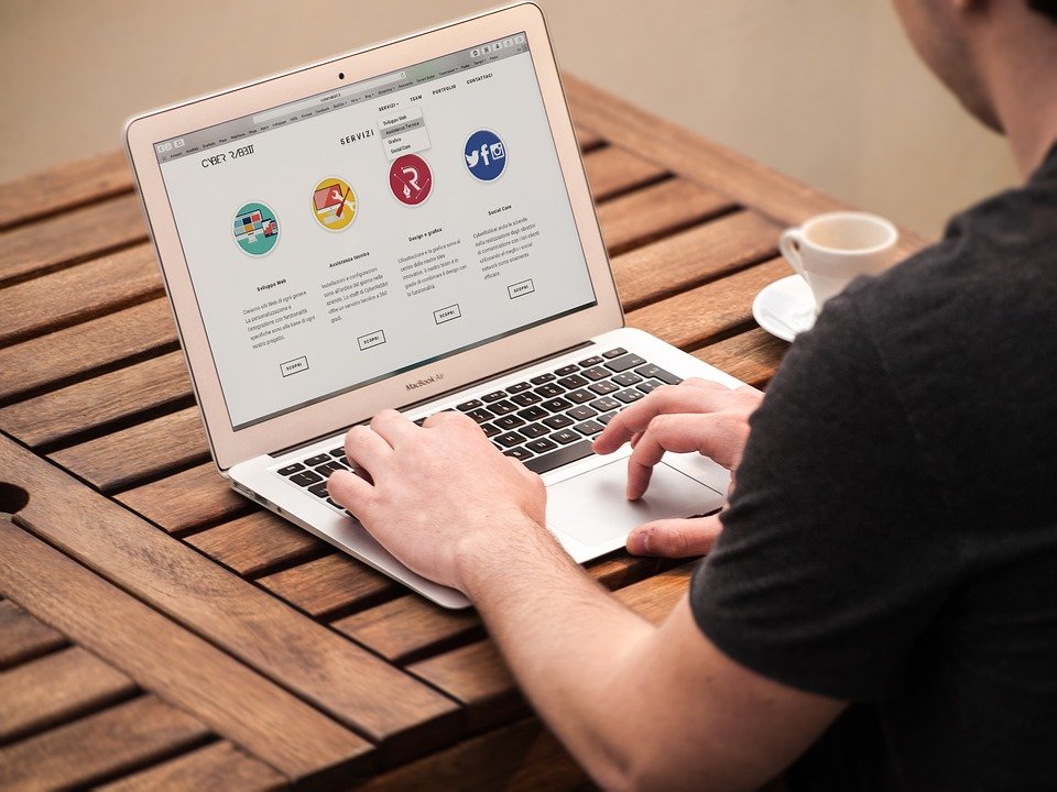 Things You Can Do To Get More Eyes Onto Your Business Website Idealalter